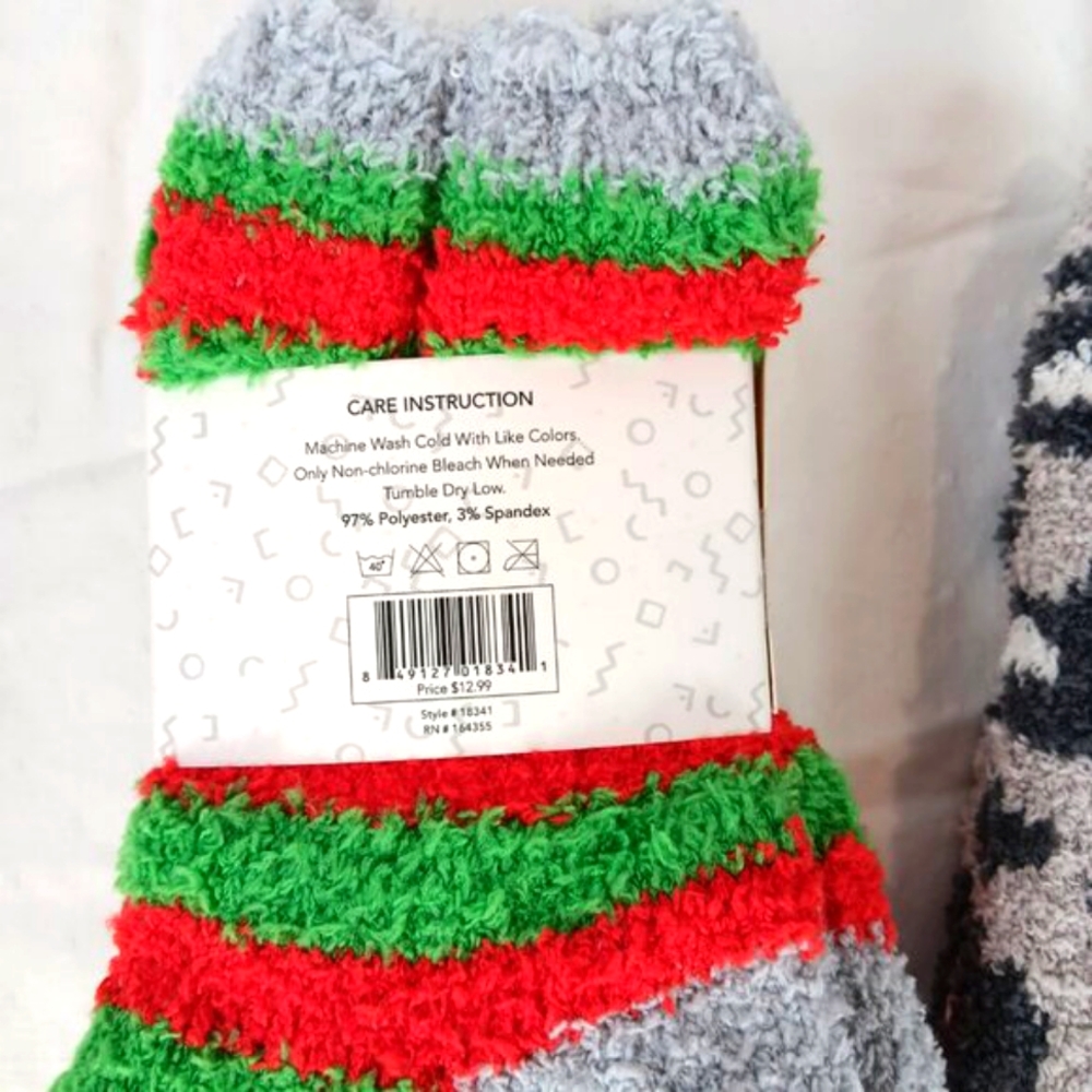 NWT Fleece Cozy Socks 2 Packs 4 Pairs Women's Size 9-11 - Picture 7 of 11